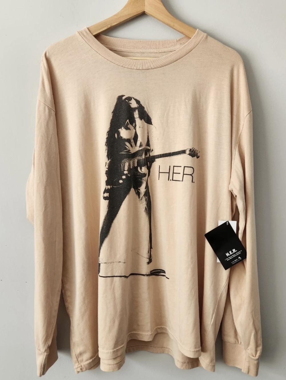 HER Beige Concert Tshirt Live In Hollywood Bowl Size 2XL